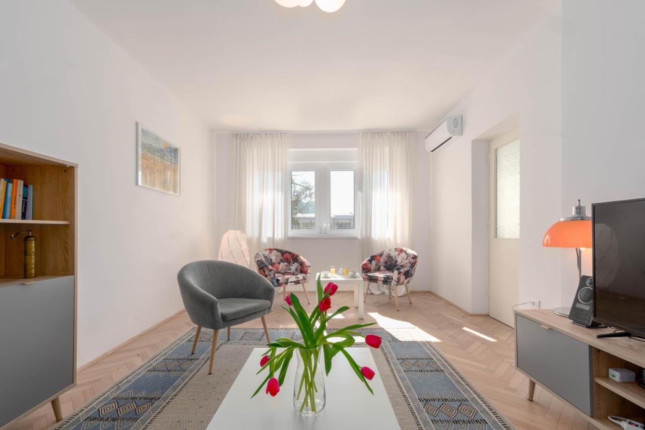 Apartment Tana พูลา ภายนอก รูปภาพ