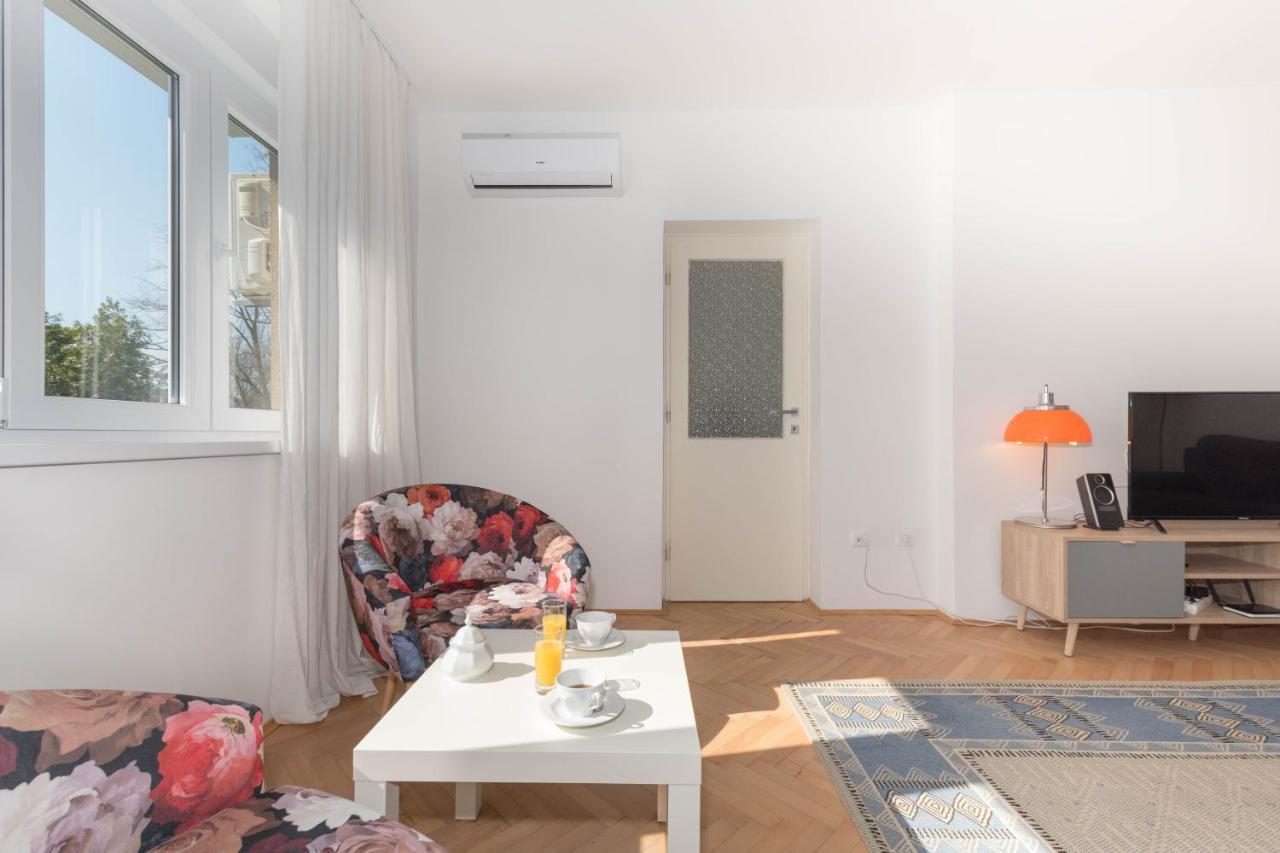 Apartment Tana พูลา ภายนอก รูปภาพ